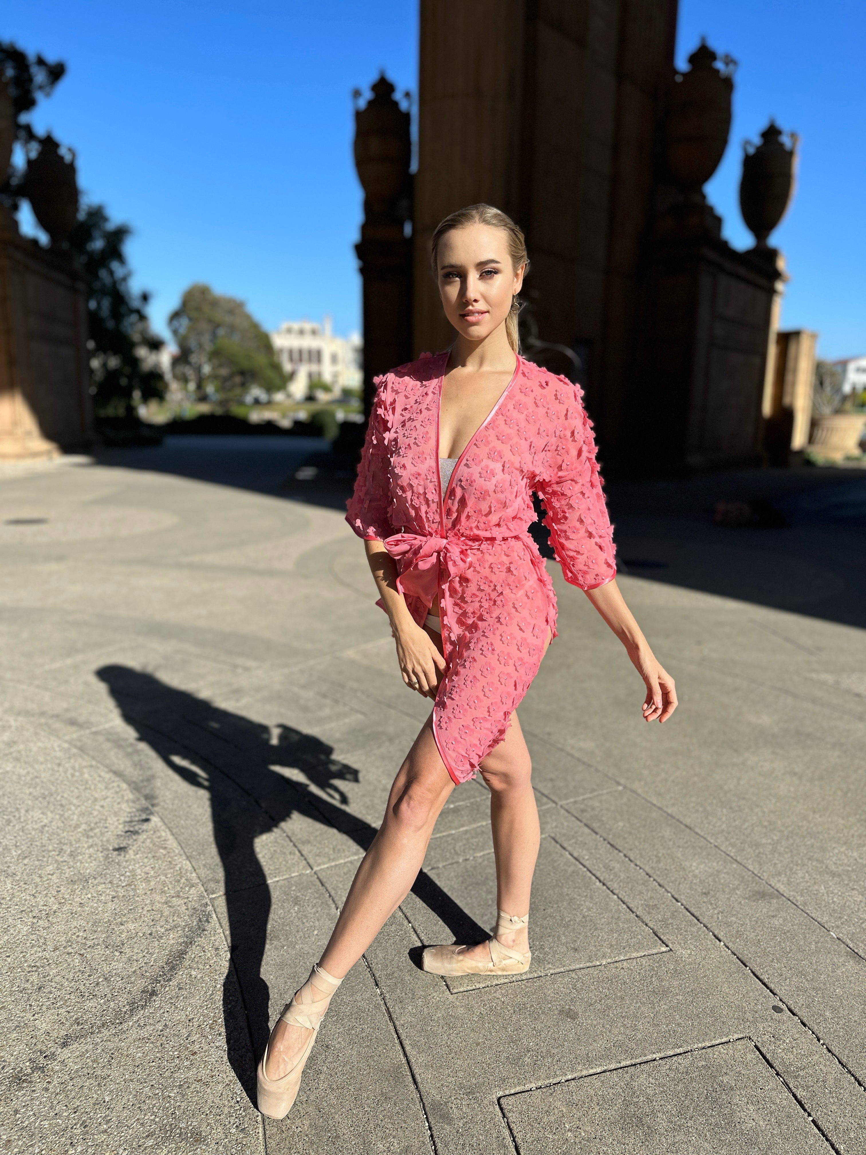 Kimono Signature Flower 3D Coral Short